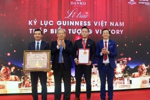 Danko Group đón nhận Kỷ lục Việt Nam: Tháp biểu tượng ánh sáng cao nhất Việt Nam