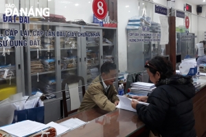Q.Liên Chiểu (Đà Nẵng): Vì sao Chi nhánh VP đăng ký đất đai quận cố tình ngâm hồ sơ của dân?