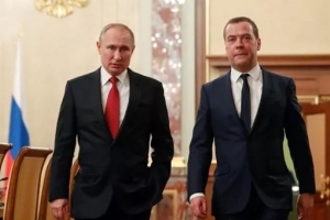 Vì sao thủ tướng Nga Medvedev bất ngờ từ chức?