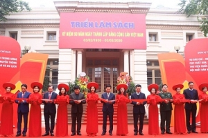 Triển lãm 10 nghìn cuốn sách về Đảng Cộng sản Việt Nam