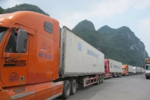 Thông quan cửa khẩu Hữu Nghị, 'giải cứu' nông sản tồn đọng