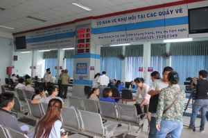 Ngành đường sắt tạm ngưng chạy một số chuyến tàu