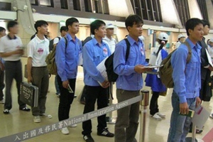 Lùi thời gian xuất cảnh lao động Việt đi làm việc ở nước có dịch corona