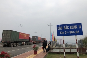 Quảng Ninh: Thông quan trở lại cầu Bắc Luân 2