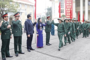 Vĩnh Phúc: Lễ giao, nhận quân năm 2020 diễn ra trang trọng, nhanh gọn