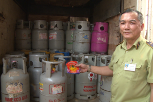 Sang chiết, nạp gas trái phép: Gây tổn thất cho người tiêu dùng