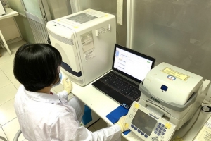 TP.HCM: Người phụ nữ nhập cảnh trái phép cùng BN 1440 âm tính với Covid-19