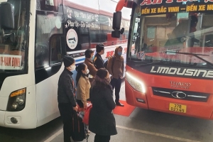 Kiểm tra đột xuất hoạt động vận chuyển hành khách dịp Tết Nguyên Đán 2021