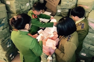 Hà Nội: Tạm giữ gần 5 tấn mỹ phẩm không có hóa đơn chứng từ