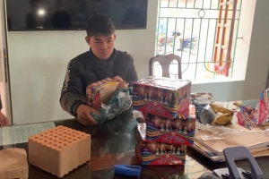 Phát hiện, bắt giữ đối tượng mua pháo hoa nổ từ Bình Phước về Thanh Hóa bán kiếm lời