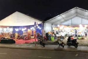 Đà Nẵng: Đình chỉ 'Hội chợ chui'
