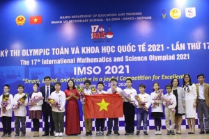 Đoàn học sinh Việt Nam giành 2 HCV Olympic Toán và Khoa học quốc tế