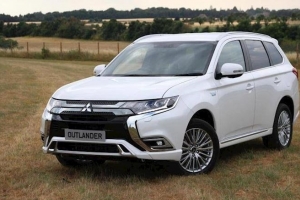 Bơm xăng bị lỗi, Mitsubishi Outlander thu hồi hơn 5000 xe ô tô để thay thế
