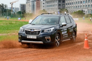 Triệu hồi hơn 600 chiếc xe Subaru Forester tại Việt Nam