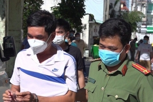 Bình Dương: Đưa 13 người Trung Quốc nhập cảnh trái phép đi cách ly