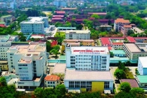Bệnh viện Trung ương Huế- Nơi người bệnh đặt niềm tin