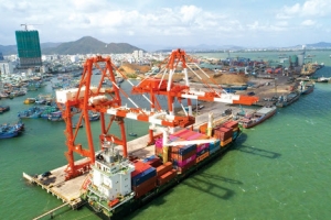 2 tháng đầu năm, tổng sản lượng hàng hóa thông qua cảng biển Việt Nam ước đạt hơn 113,5 triệu tấn
