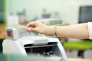Nhiều ngân hàng tăng lãi suất huy động