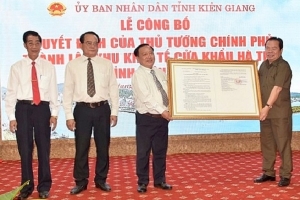 Công bố quyết định của Thủ tướng thành lập Khu kinh tế cửa khẩu Hà Tiên