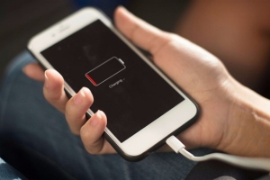Một số mẹo nhỏ giúp sạc pin điện thoại iPhone nhanh hơn