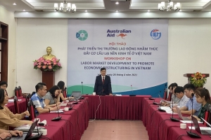 Cần thay đổi cơ chế phân bổ nguồn lực lao động để tái cơ cấu nền kinh tế
