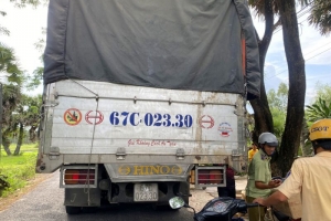 An Giang: Phát hiện 1.200 thùng me lột vỏ không không hóa đơn, chứng từ