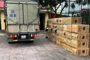 Hà Tĩnh: Hơn 120 nghìn khẩu trang không rõ nguồn gốc xuất xứ trên xe tải