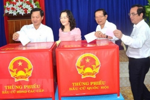 Bộ Y tế kiến nghị mời người dân đi bầu cử theo giờ để bảo đảm giãn cách tốt hơn