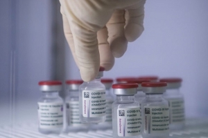 Hôm nay, thêm gần 1,7 triệu liều vaccine COVID-19 về tới Việt Nam