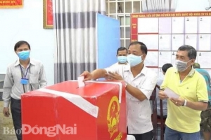 Kết thúc bầu cử, toàn tỉnh Đồng Nai đạt tỷ lệ 99,44% cử tri đi bầu cử