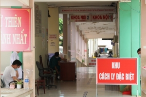 Bệnh viện Chợ Rẫy cử 4 chuyên gia hỗ trợ Đắk Lắk điều trị ca mắc Covid-19 diễn biến nặng