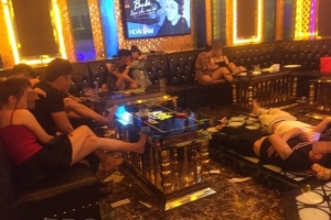 Bình Định: Phạt quán karaoke Hoàng Kim, để khách sử dụng ma túy giữa mùa dịch