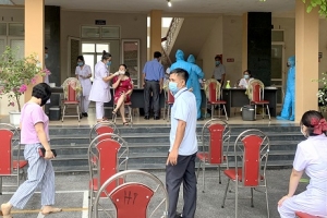 Phú Thọ: Xét nghiệm sàng lọc SARS-CoV-2 cho lực lượng tham gia tổ chức Kỳ thi tốt nghiệp THPT