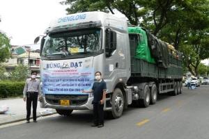 Thừa Thiên Huế: Hơn 40 tấn hàng , trị giá trên 1 tỉ đồng gửi đến Thành phố Hồ Chí Minh