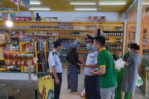 Long An: Một cửa hàng Bách Hoá Xanh bị lập biên bản do tính tiền khối lượng chênh lệch