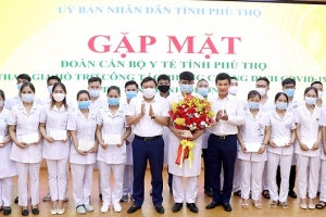 Phú Thọ: 52 cán bộ y tế lên đường hỗ trợ tỉnh Bình Dương chống dịch Covid-19