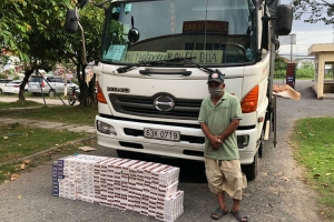 Đồng Tháp: Lợi dụng “luồng xanh” vận chuyển 1.740 bao thuốc lá nhập lậu
