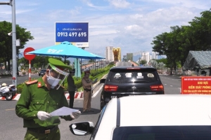Đà Nẵng: Chỉ trong ba ngày, phát hiện hơn 1.000 vụ dùng giấy đi đường trái quy định