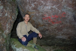 Những chuyện kỳ lạ chưa kể trên đỉnh Fansipan