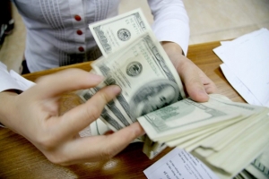 Tỷ giá USD ngày 16/8: USD giảm giá