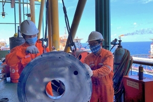 Vietsovpetro: Vừa đảm bảo an toàn phòng dịch, vừa duy trì hoạt động sản xuất