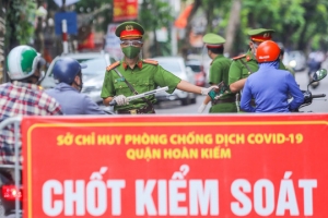 Trong 24 giờ, Hà Nội phạt hơn 2 tỷ đồng các hành vi vi phạm chống dịch