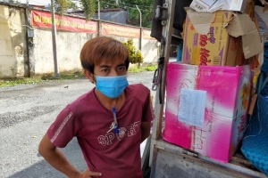 Đồng Tháp: Lại lợi dụng xe tải "luồng xanh" để vận chuyển thuốc lá lậu