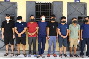 Hà Tĩnh: Khởi tố 15 đối tượng đánh bạc giữa mùa dịch