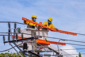 EVN thực hiện tốt nhiệm vụ kép: Vừa phòng chống dịch, vừa đảm bảo cung cấp điện phục vụ kinh tế xã hội và sinh hoạt người dân