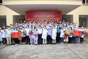 60 cán bộ y tế của Vĩnh Phúc lên đường hỗ trợ TP. Hồ Chí Minh, Bình Dương chống dịch Covid-19