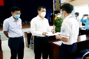 TP. HCM: Khẩn trương lập chính sách hỗ trợ trẻ mồ côi vì dịch Covid-19