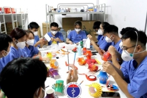 Mùa Trăng hy vọng cho trẻ em F0 nơi tâm dịch COVID-19