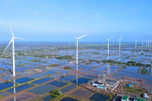 Hoàn thành lắp đặt turbine, nhà máy Điện gió Kosy Bạc Liêu sẵn sàng về đích