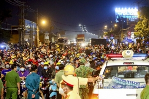 Thủ tướng Chính Phủ ra công điện hỏa tốc về việc hỗ trợ người dân di chuyển về quê